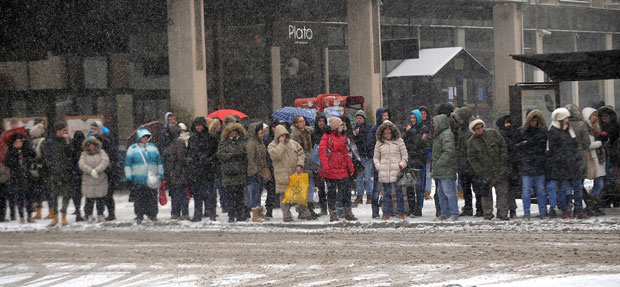 Вејавица и минус успорили престоницу (ФОТО)
